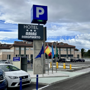 RESERVA PARKING HOTEL ARIAS AEROPUERTO